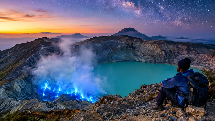 Bromo Milky Way und Ijen Blue Fire Tour